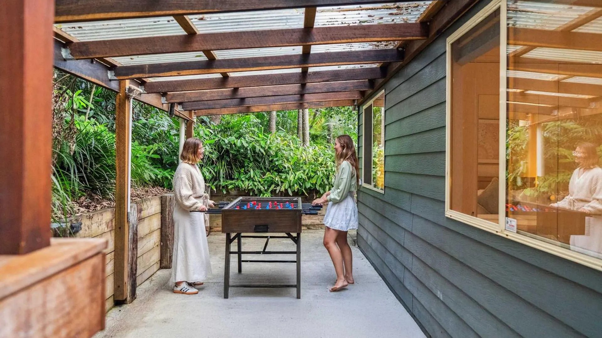 Wattle Cottage - A Stylish Hinterland Escape Maleny