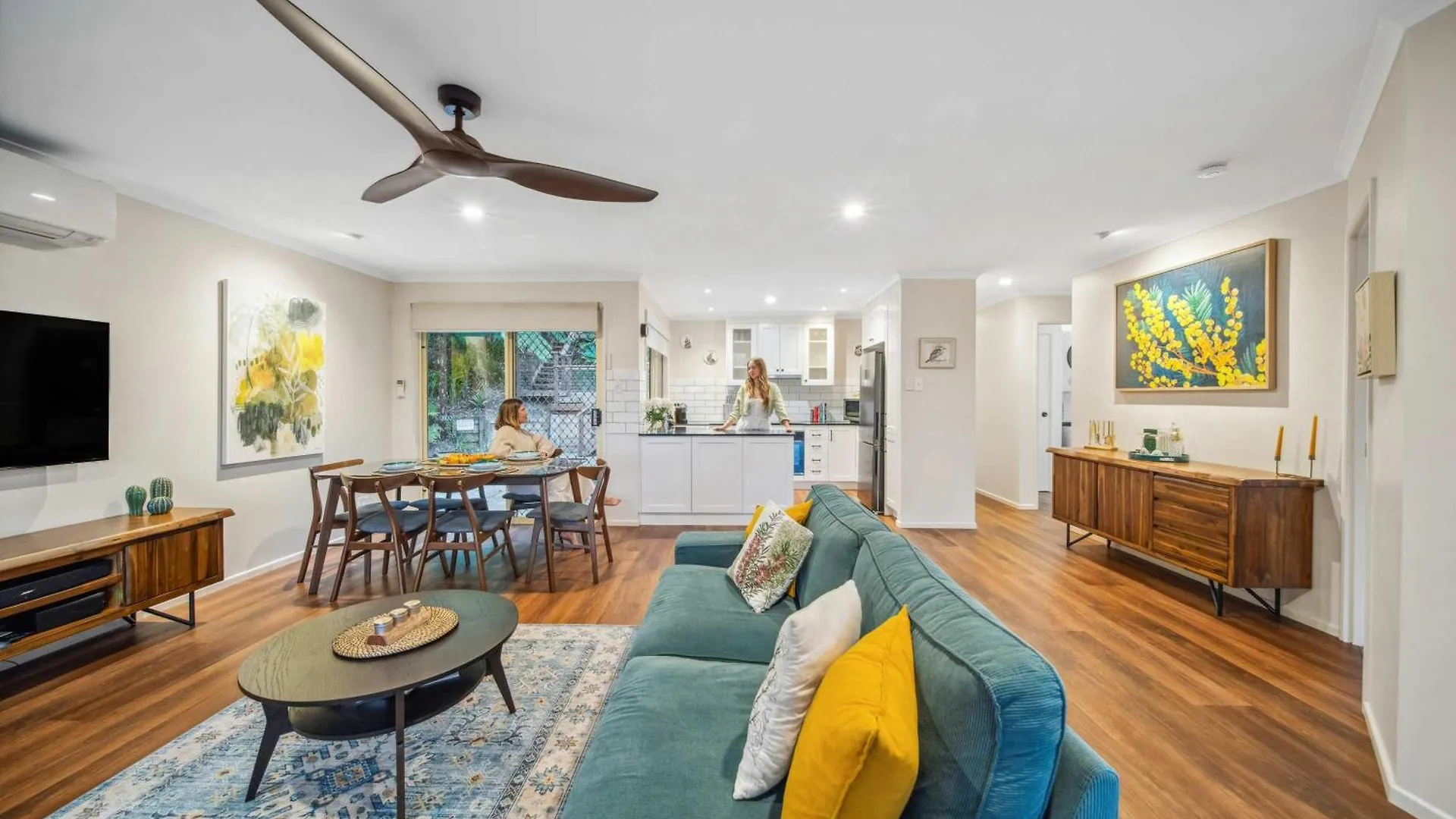 Wattle Cottage - A Stylish Hinterland Escape Maleny